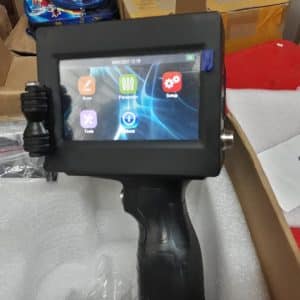 may-in-date-cam-tay-ZM950